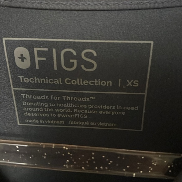 Figs casma 3 pocket scrub top size xs - Picture 3 of 3